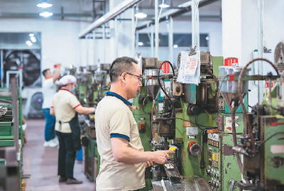 外资持续看好中国机遇 前7月新设外企超3.1万家，管理服务领域表现活跃